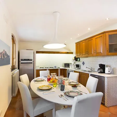 Casa vacanze Locazione Turistica Regina Giovanna *