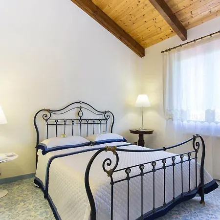 Holiday home Locazione Turistica Regina Giovanna *